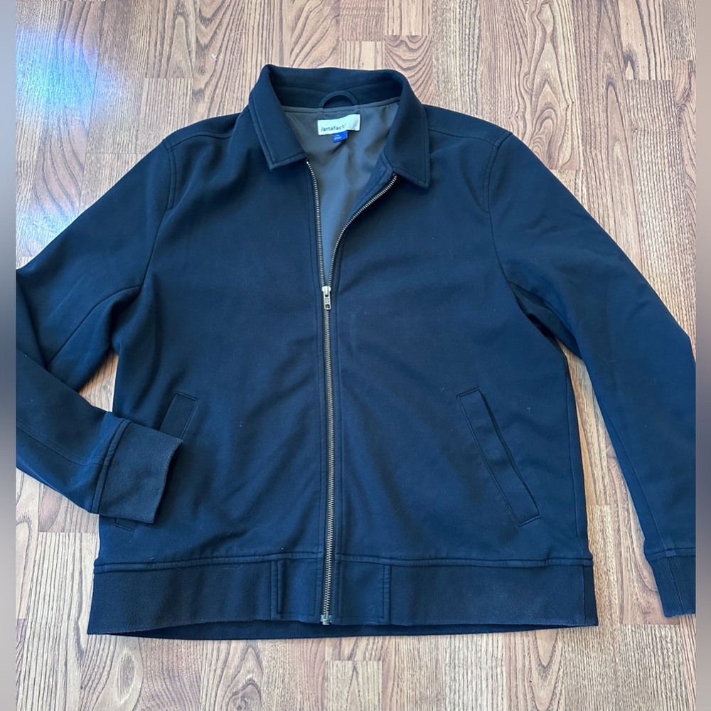 ARTEFACT Navy Blue Zip Up Sweater Large. Perfect weight for transitional weather